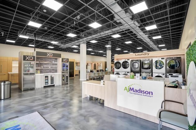 https://communitynewspapers.com/aventura-news/discover-the-vault-in-miami-florida-with-ajmadison-to-support-bonei-olam/