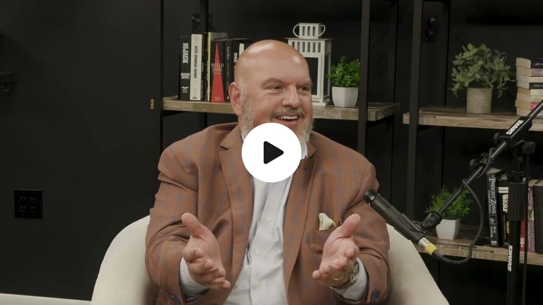 The Janel Baez Talk Show: Guest Arnold Gacita Founder/CEO Petra Automotive Products and Petra Cares