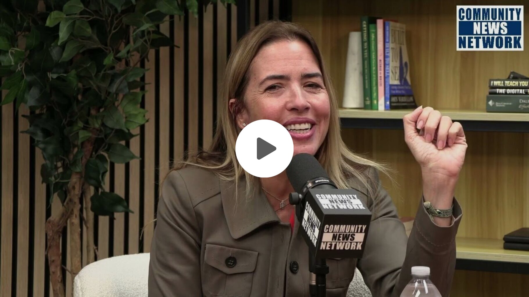 Strive 305 en español con Jennifer Matute y la comisionada Raquel Regalado