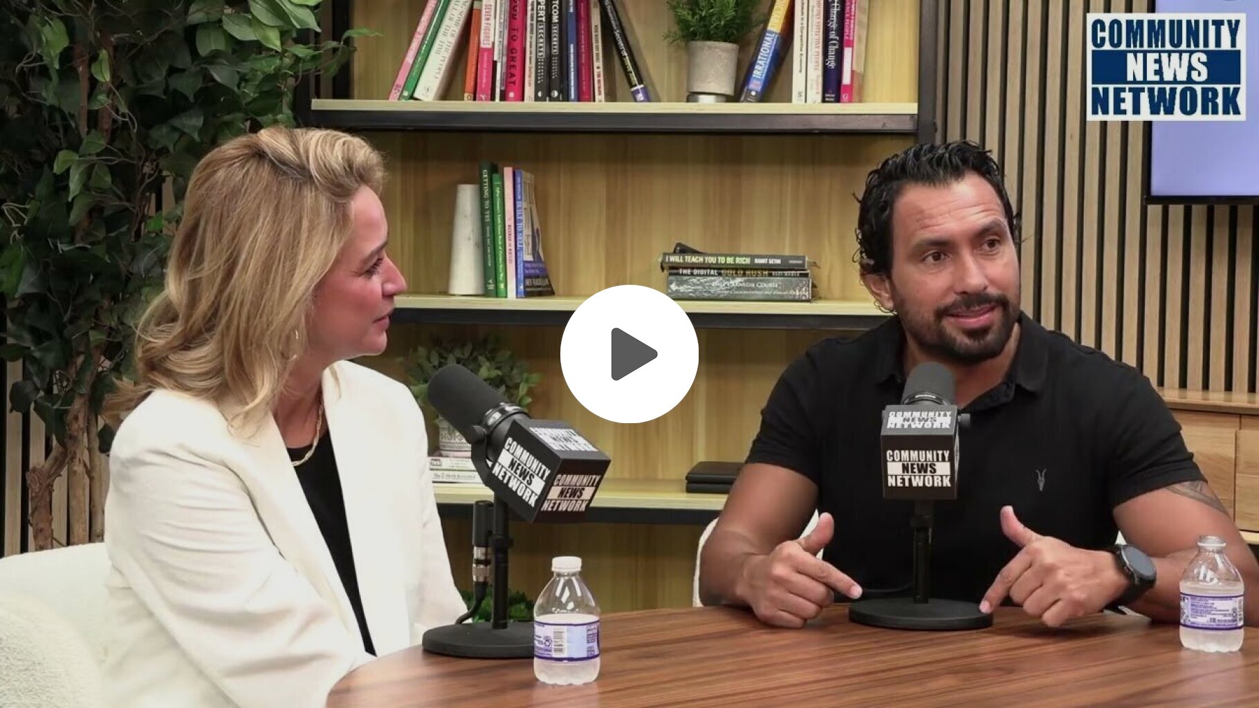 Strive 305: Podcast en español con Yamilet Rivas, Jennifer Matute y Rodrigo Garduño