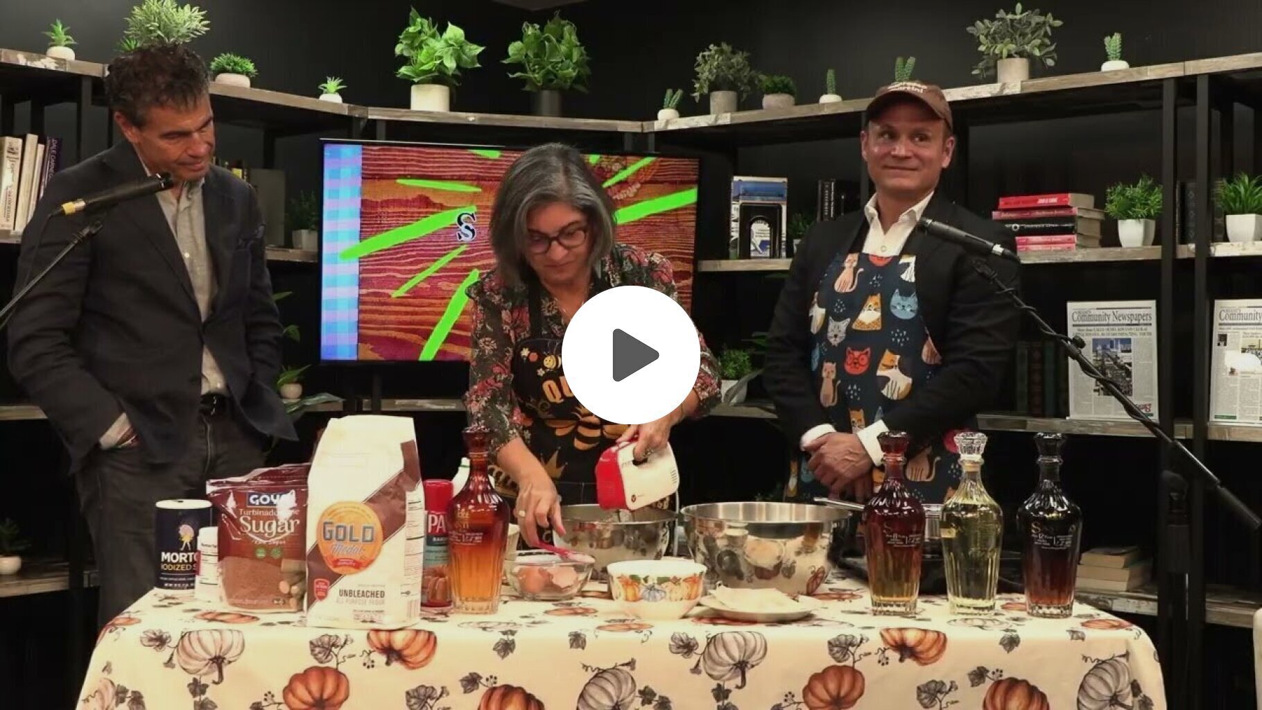 Holiday Rum Cake Special 🍰 | Strive305 Cooking Show ft. QueenBeeFoodie, Tico & Dr. Fab